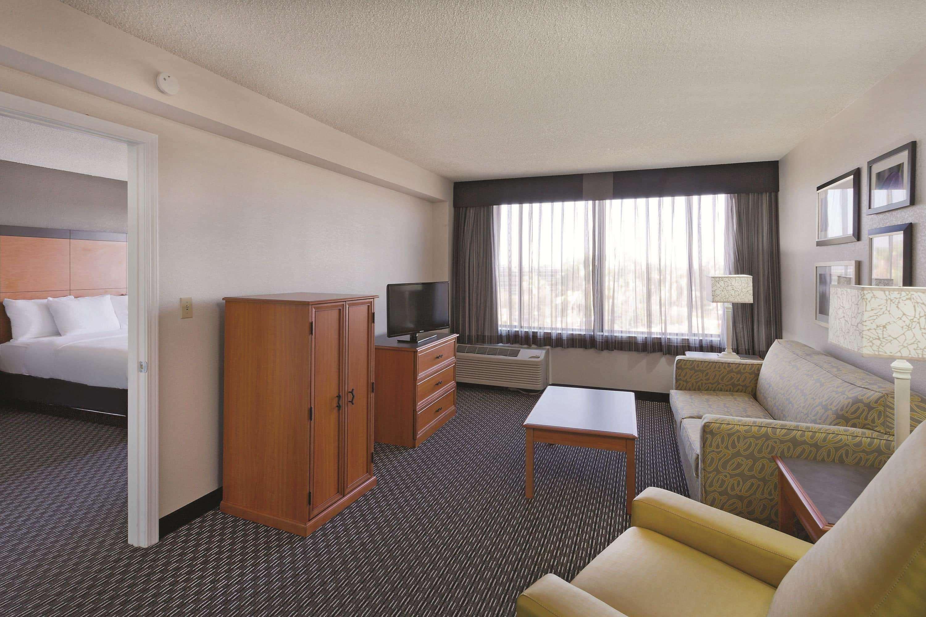 La Quinta By Wyndham Buena Park Hotel La Palma Exterior photo