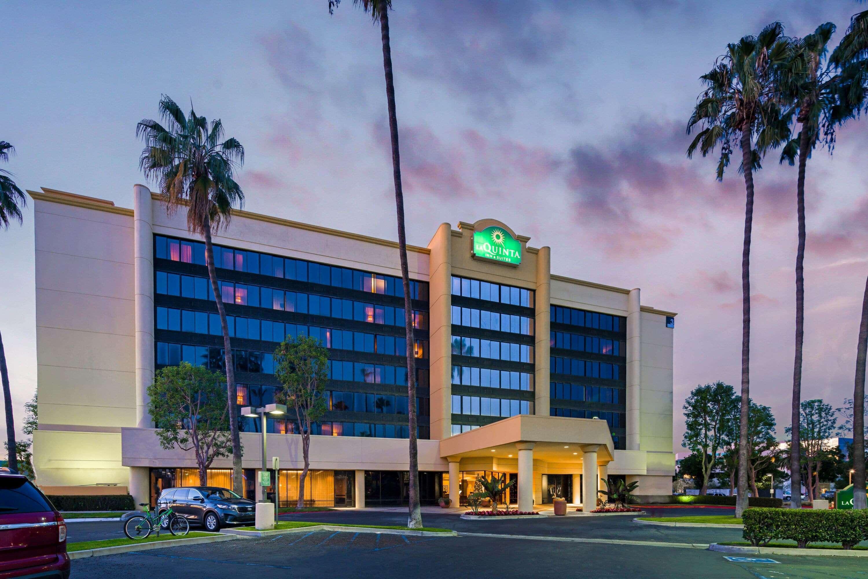 La Quinta By Wyndham Buena Park Hotel La Palma Exterior photo